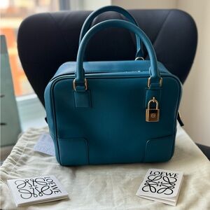 Loewe Leather Amazona 19 Top handle Bag Lagoon Blue